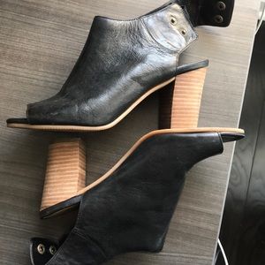 Nine West Liamo Peep Toe Bootie